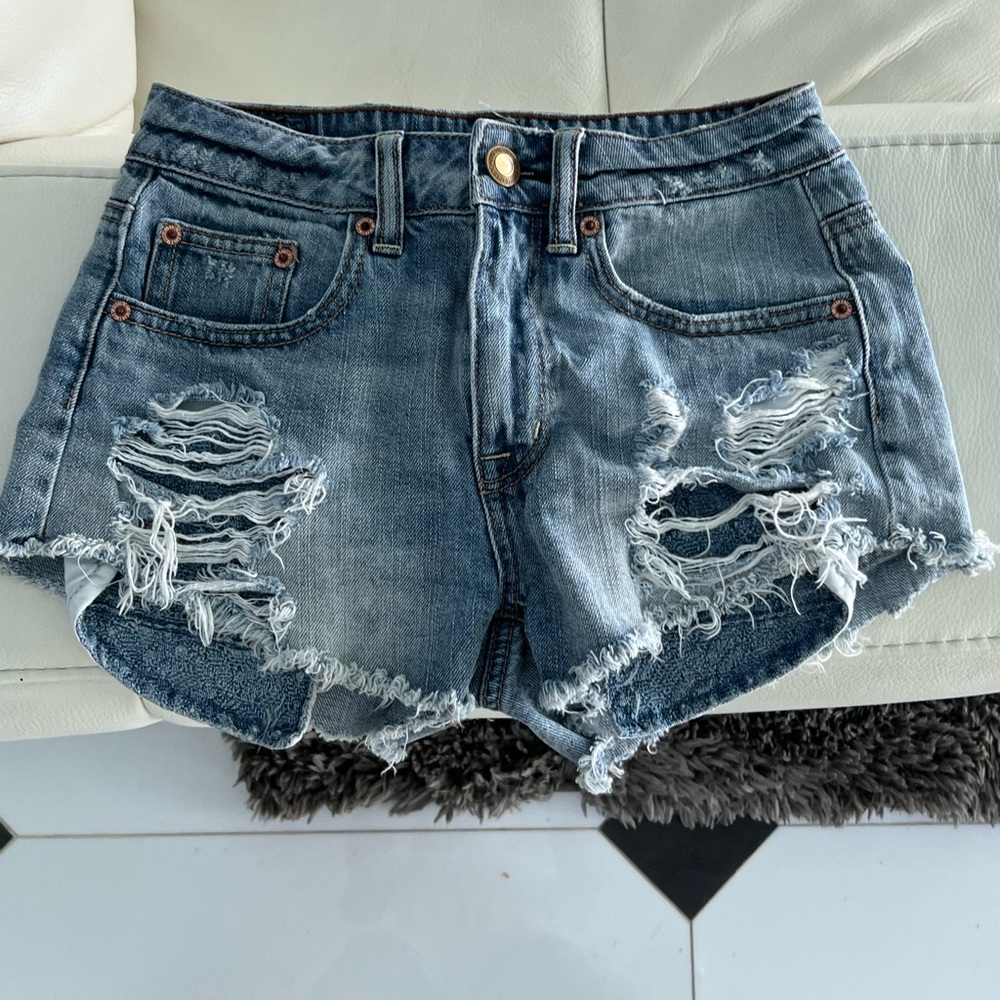 Brand-new un worn American Eagle jeans shorts Small
